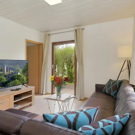 Waldfee - Stilvolles Tatil Evi Kemmerode