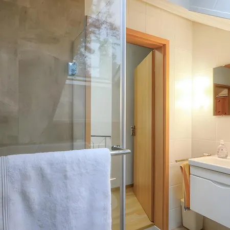 Waldfee - Stilvolles Tatil Evi Kemmerode